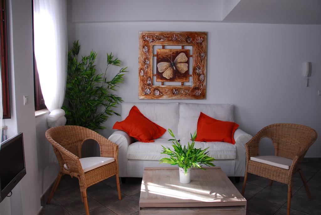 Casa Millan Apartment Puerto Moral Exterior photo
